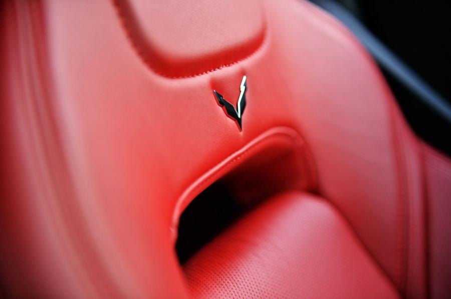  Chevrolet Corvette Stingray 2014 года  (фото 184 из 253)